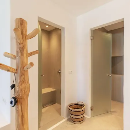 Couette-café Sunset Hill 4*